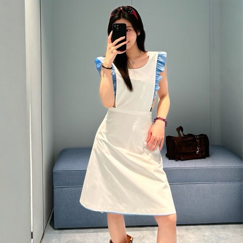 26 Spring/Summer High-End Logo French Style Sleeveless Vest Dress for Women with Lace Trim, Waist-Cinching, Slimming Apron Style 26 Spring/Summer High-End Logo French Style Sleeveless Vest Dress for Women with Lace Trim, Waist-Cinching, Slimming Apron Style