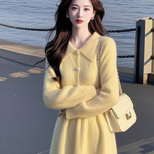 新款气质小香风名媛高端小洋装清系掐腰黄色针织连衣裙子女冬季