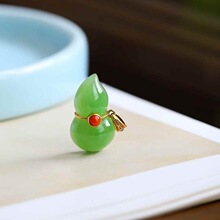 ��Ȼ�½��������������S����ϱ������Ϲ��Gɫ��ʯ���J�������C��