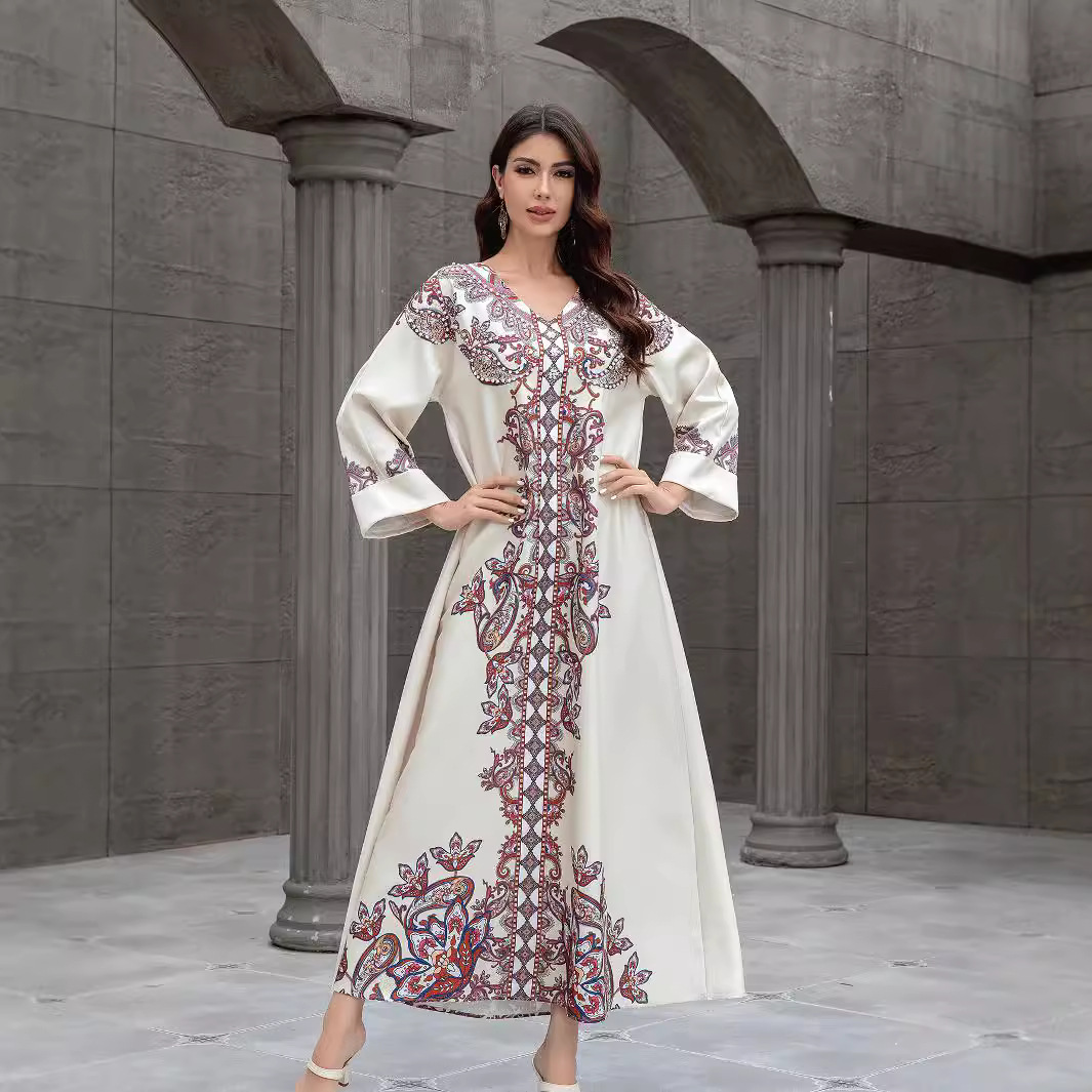 SW0826 Middle Eastern Cross-Border Muslim Women's Robe Elegant Printed Beaded Dress Dubai Foreign Trade Abaya_ecoleips.com