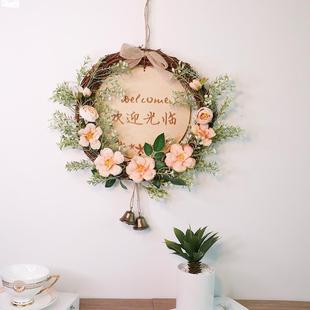 Welcome to the glass door to remind the wooden plate wall concealer decorative bell wreath