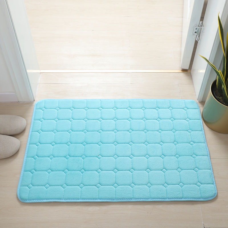 1.6cmサンゴの毛の記憶綿の浴室のマットの入り口のドアのじゅうたんのマットの台所の浴室の吸水のドアのマットのマットのマット