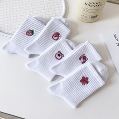 Fall New White Embroidered Strawberry Bear Mid-Calf Socks for Girls and Boys, Cute and Versatile, Simple Solid Color Bunchy Socks for Students