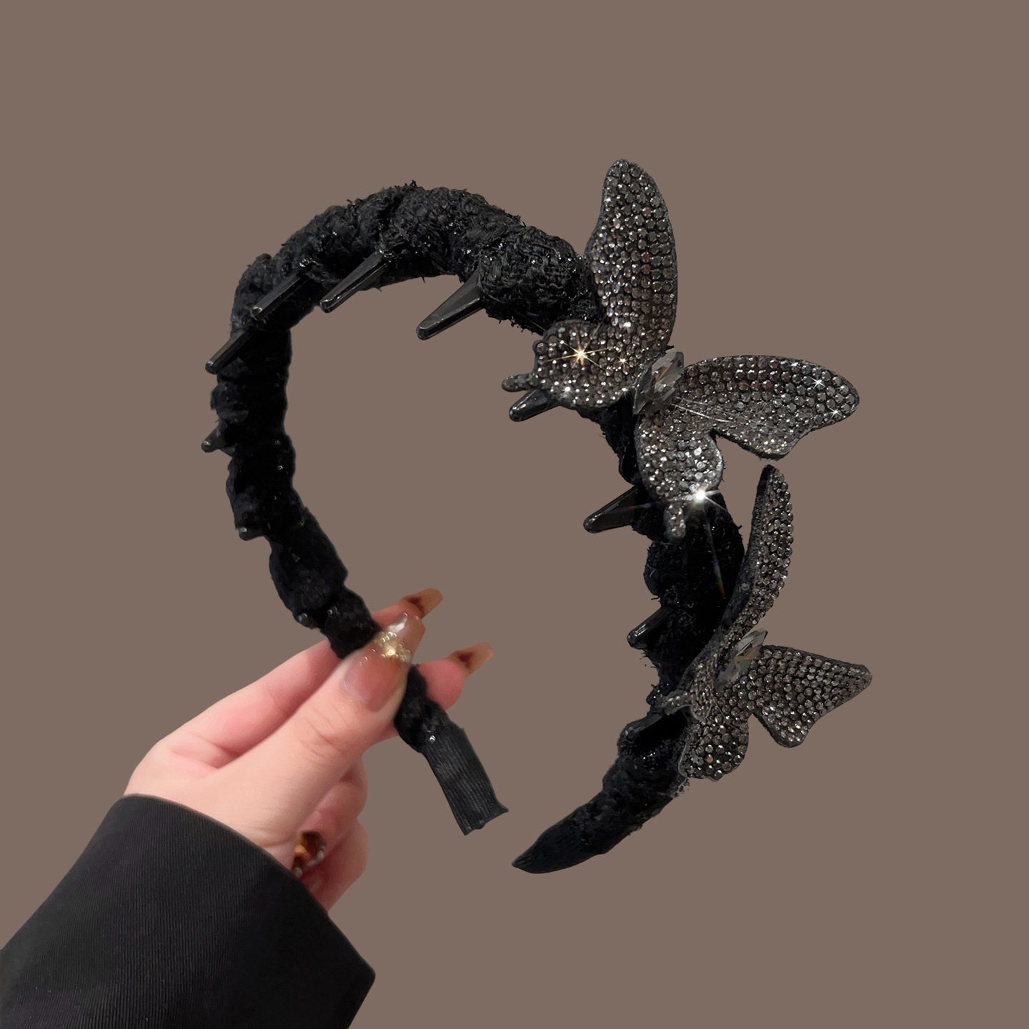 # 109 black diamond butterfly wavy hairband