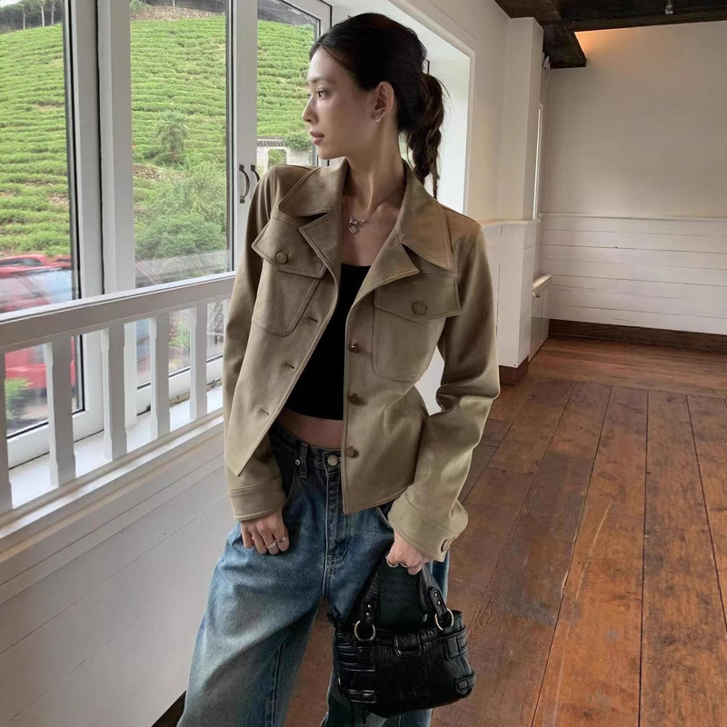 American Retro Street Barn Style Deerskin Velvet Jacket for Women in Autum, High-End Slimming Look Short Jacket Top