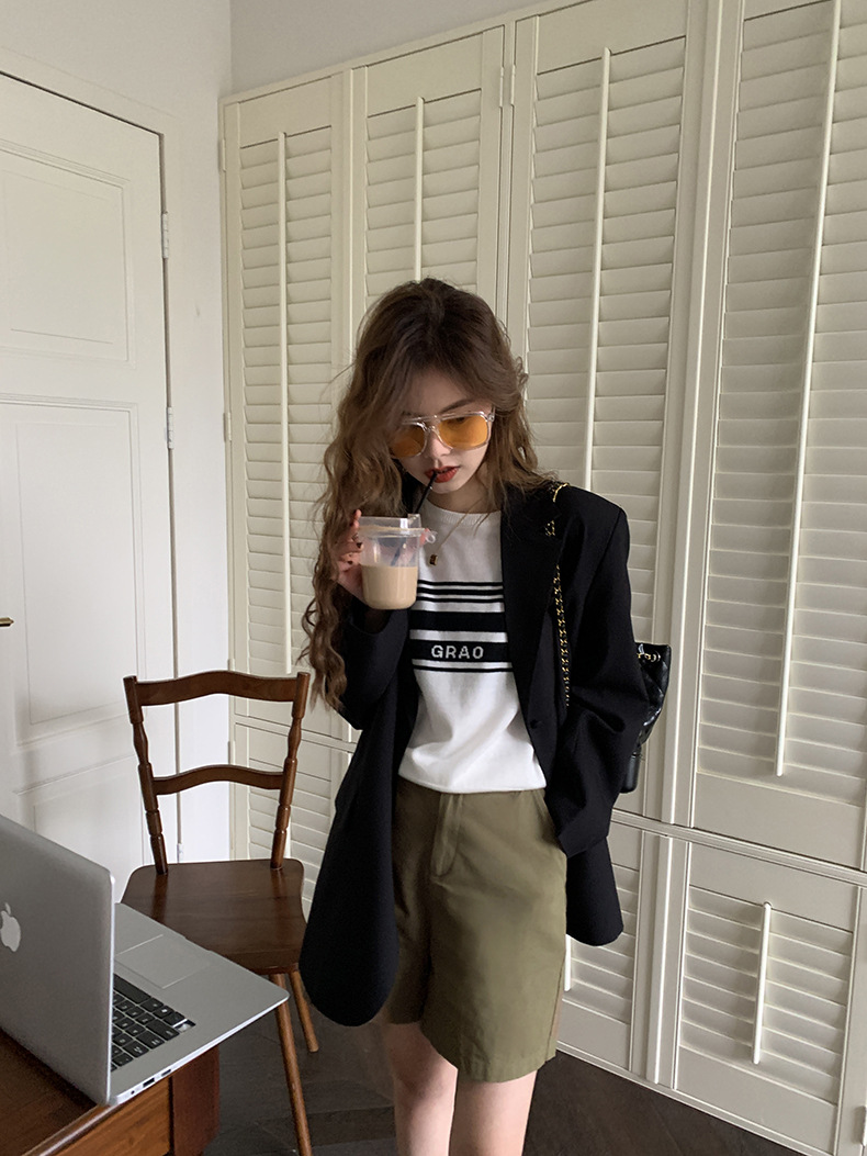 01-121KZ8021_18+ 3.JPG