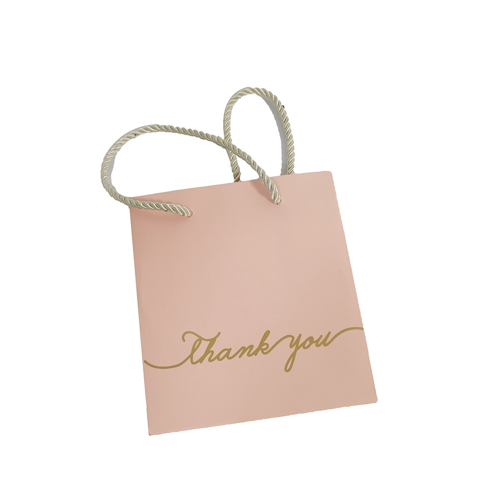 优质环保型手提纸袋服装购物袋外卖纸袋定 制LOGO可烫金礼品袋