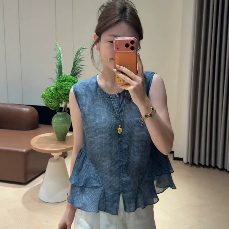 Summer Single-Breasted Patchwork Ruffled Plaid Sleeveless Shirt for Women 2026 New Stylish Youthful Versatile Thin Blouse Summer Single-Breasted Patchwork Ruffled Plaid Sleeveless Shirt for Women 2026 New Stylish Youthful Versatile Thin Blouse