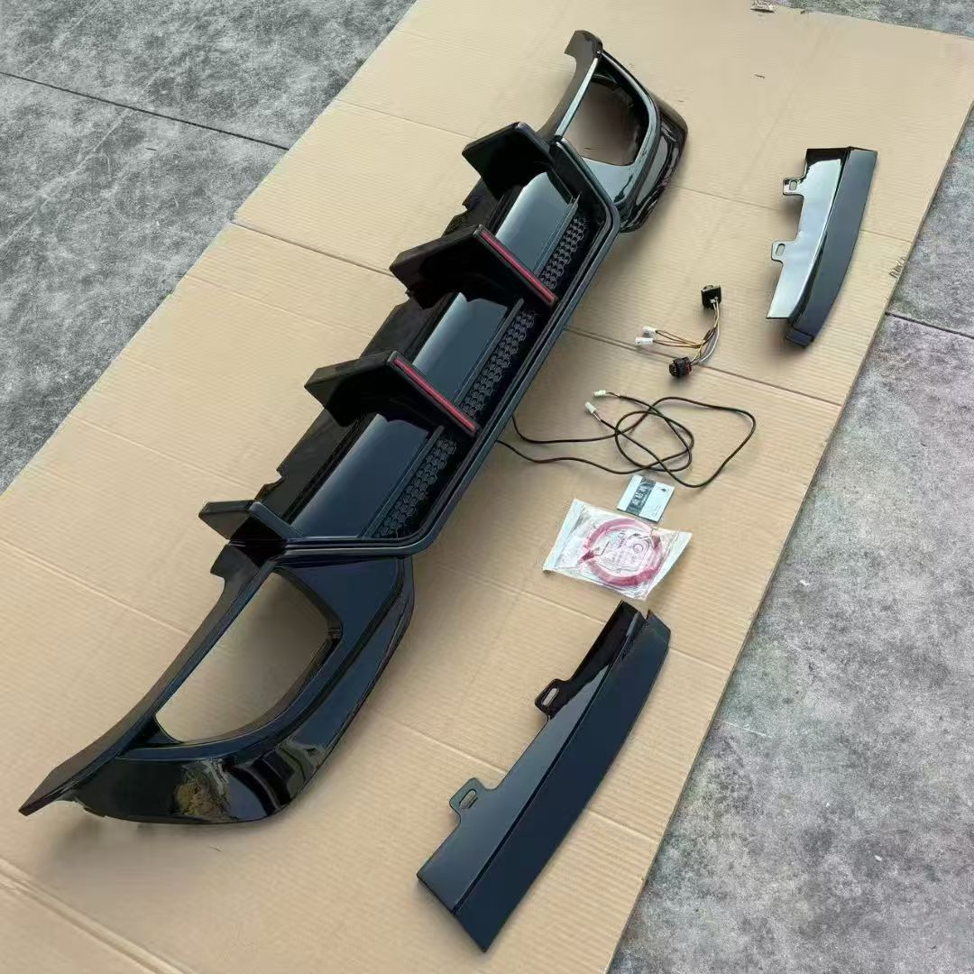 19+ Bmw 3 Series G20 G28 Rear Lip with Lights, Rear Diffuser with Dual Vertical Light Bars, Modified Body Kit Rear Bumper
