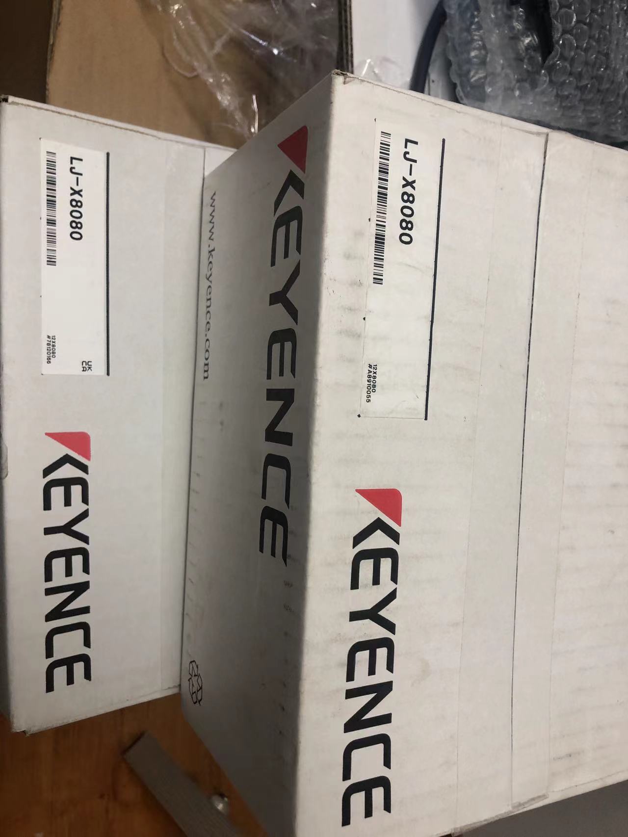 KEYENCE基恩士LJ-X8080激光测量仪感测头实拍图原装正品报价为准