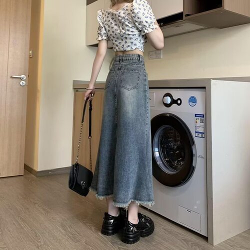 Retro denim skirt for women 2026 spring and summer new style high-waist small figure slimming and fringed medium and long fishtail skirt