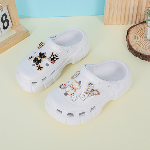 Detachable shoe flower shoe buckle accessory 2024 new hole shoe decoration DIY plaid little bear set