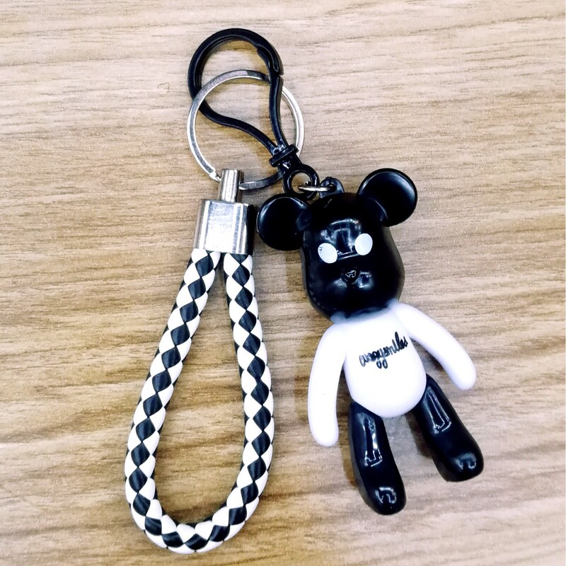 Cartoon Violence Bear Keychain High-end Car Key Pendant pu Leather Men and Women Couple Bag Hanging Keychain Cartoon Violence Bear Keychain High-end Car Key Pendant pu Leather Men and Women Couple Bag Hanging Keychain
