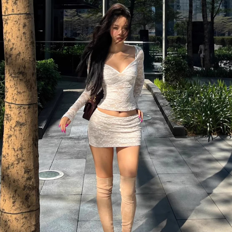 White V-Neck Long-Sleeve Lace Top, Base Shirt for Women, Early Spring Fashion Set, Hip-Hugging Short Skirt Two-Piece Set White V-Neck Long-Sleeve Lace Top, Base Shirt for Women, Early Spring Fashion Set, Hip-Hugging Short Skirt Two-Piece Set