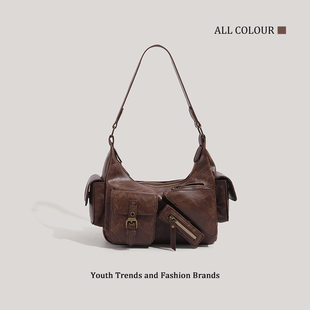 Retro demi-season universal handheld one-shoulder bag