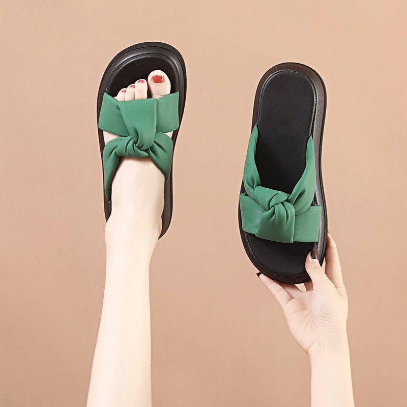 Modas explosivas de suela gruesa zapatillas de verano con falda nueva sensación de mierda confortable zapatillas de playa para mujeres image 7