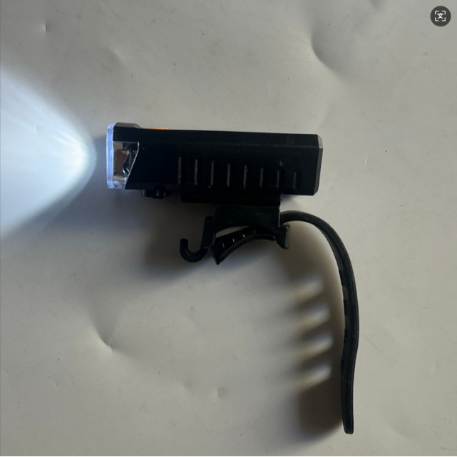 Linterna simple, luz fuerte, luz brillante, linterna simple, luz fuerte profesional, mini linterna, carga, linterna portátil a prueba de explosiones