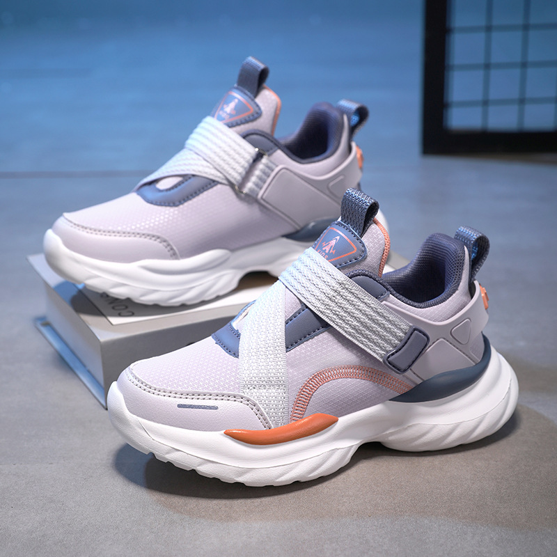 Zapatos infantiles nuevos zapatos de cuero para niñas zapatos infantiles ligeros transpirables zapatos de red para niños zapatos de correr casuales para niños