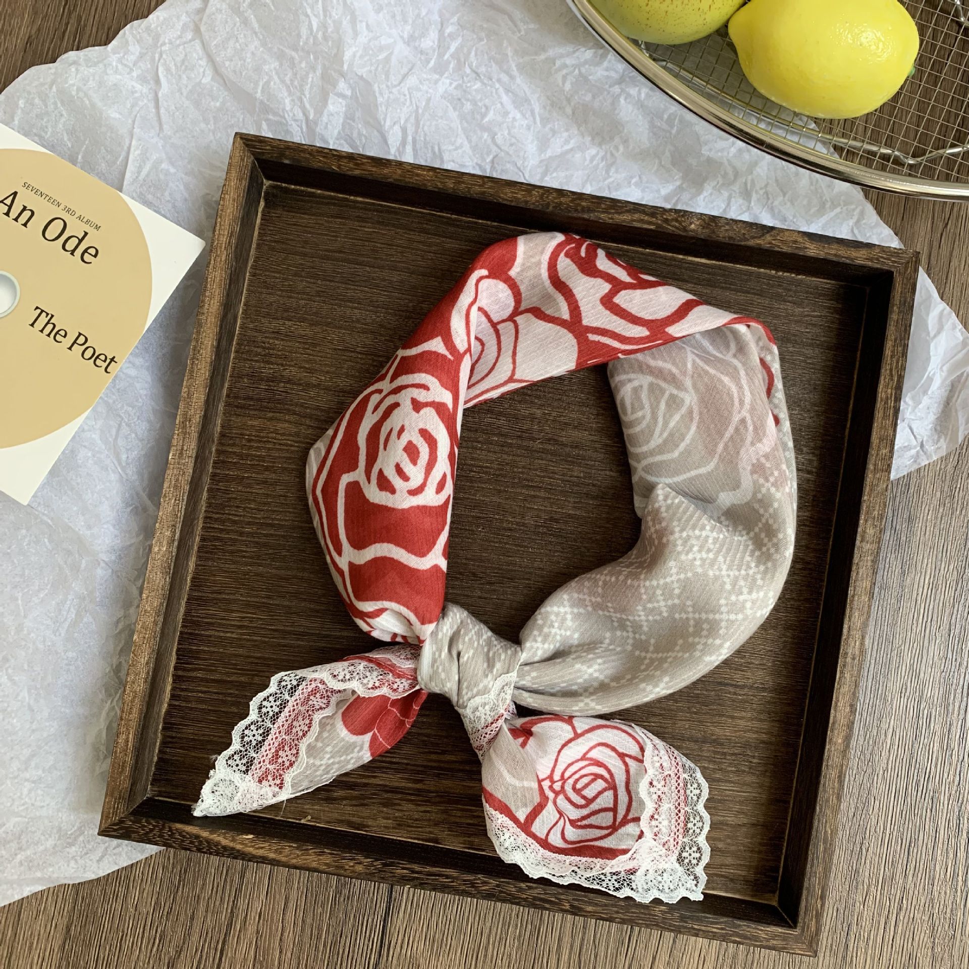 Buñuelo de seda cuello pequeño buñuelo cuadrado primavera y verano nueva moda decoración buñuelo de cuello paquete buñuelo de cabeza buñuelo de verano buñuelo de cabello buñuelo de cabello