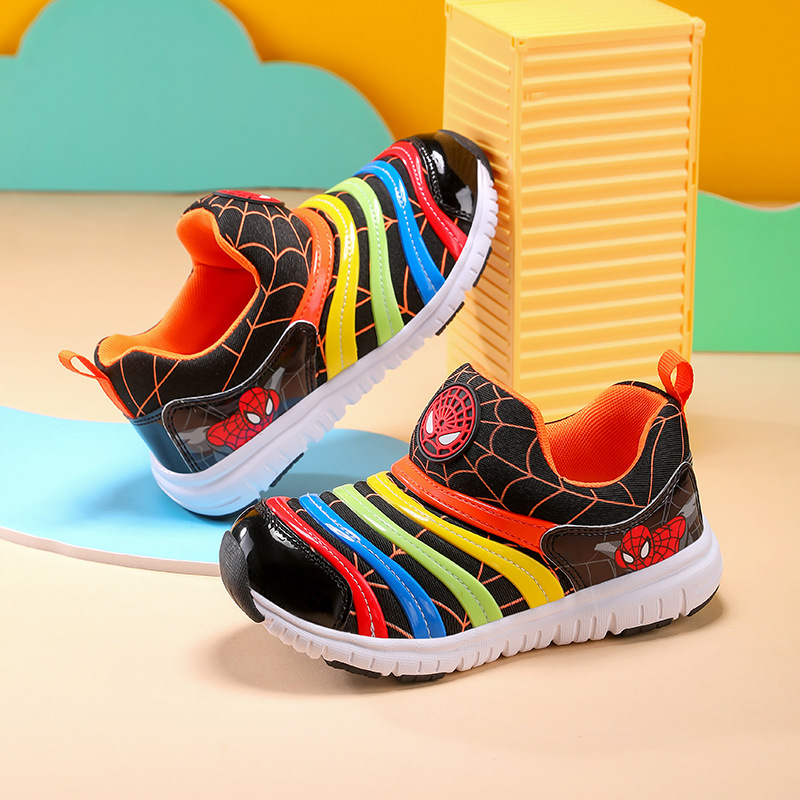 Zapatos infantiles de oruga primavera y verano nuevos zapatos transfronterizos transfronterizos de malla transpirables suaves zapatos deportivos para niños pequeños y medianos zapatos de bebé