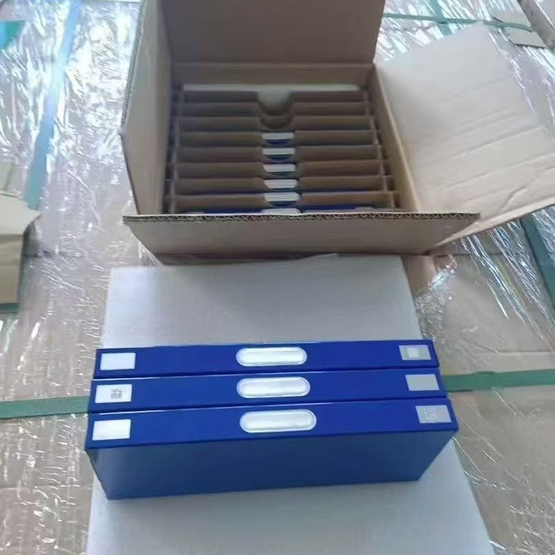 Lithium battery, capacious electric car, 5A, 2v