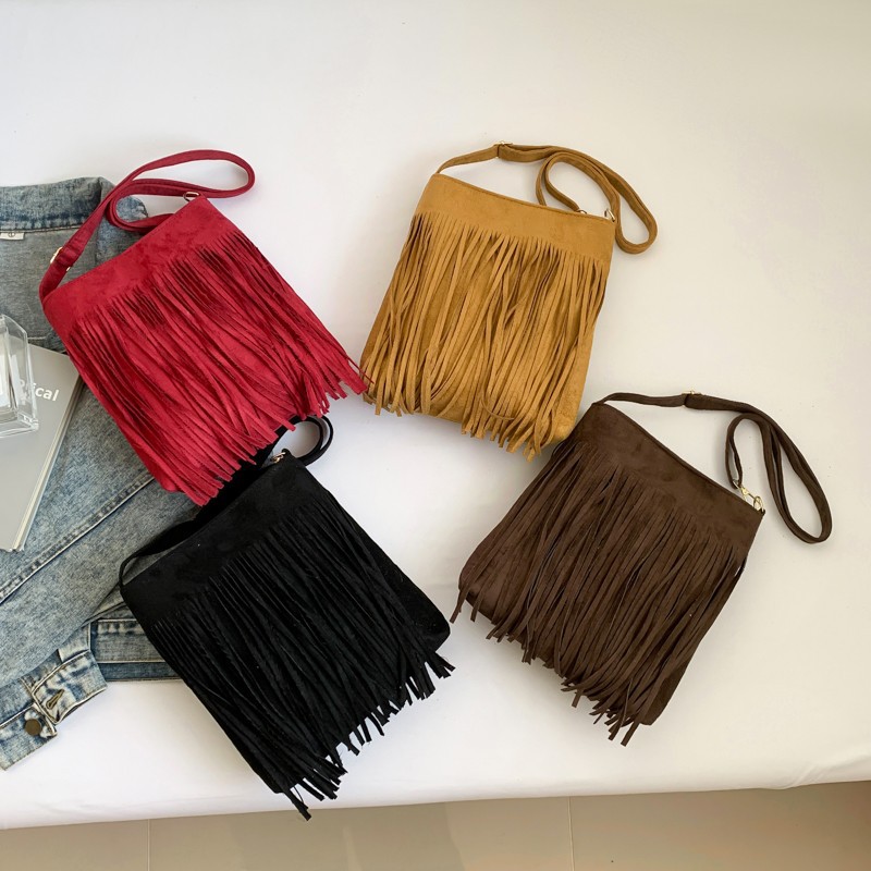 Bolso de hombro de gran capacidad con flecos, bolso de mujer, 2025 nuevo estilo, estilo occidental, retro, bolso de hombro popular, bolso de mensajero de cercanías