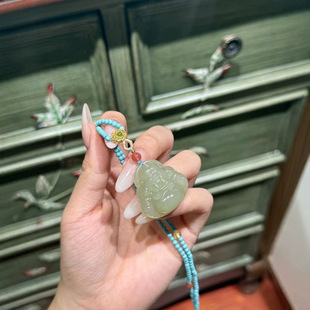 Jin Yu Tang Xinjiang Hotan Jade Ice Bottom Sunny Water Buddha Gong Ice Permeable Water Run Fine Carving