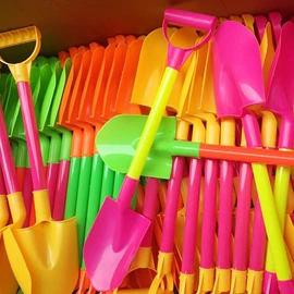 清洁球/刷;筷子;刨子、削皮器