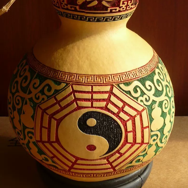 处理库存中号雕刻葫芦微有瑕疵低价