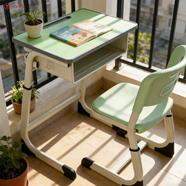 办公桌;其他床垫;办公椅