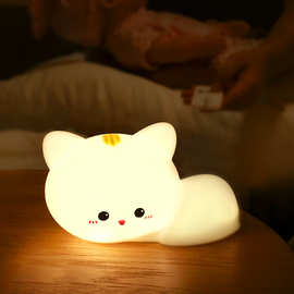 新款跨境猫咪硅胶拍拍灯 led充电七彩小夜灯儿童发光玩具一件代发