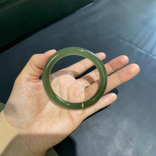 Jinyutang Xinjiang Hetian Jade Lake Water Green Bracelet with Round Strips, Ice and Moist Material, Clean Circle Diversity, One of Its Kind