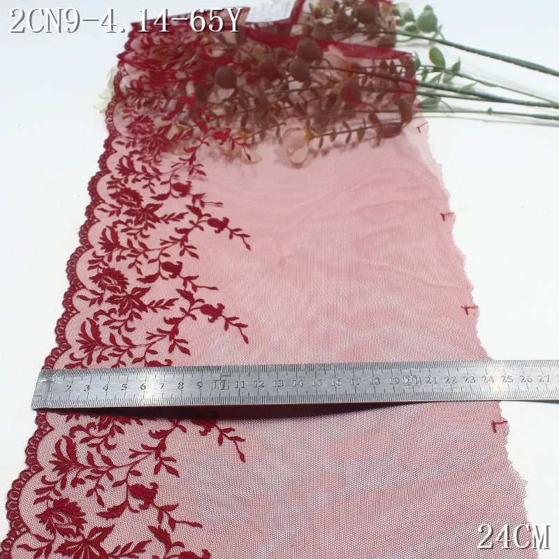 唐隆 Classic lace pijama, with embroidery, 24cm, lace dress