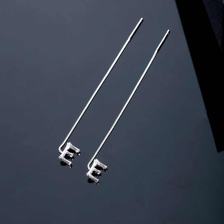 Shiai original s925 plata esterlina oído líneas inglés 26 letras cadena de la oreja moda todo-fósforo oído espárragos multi-color generación