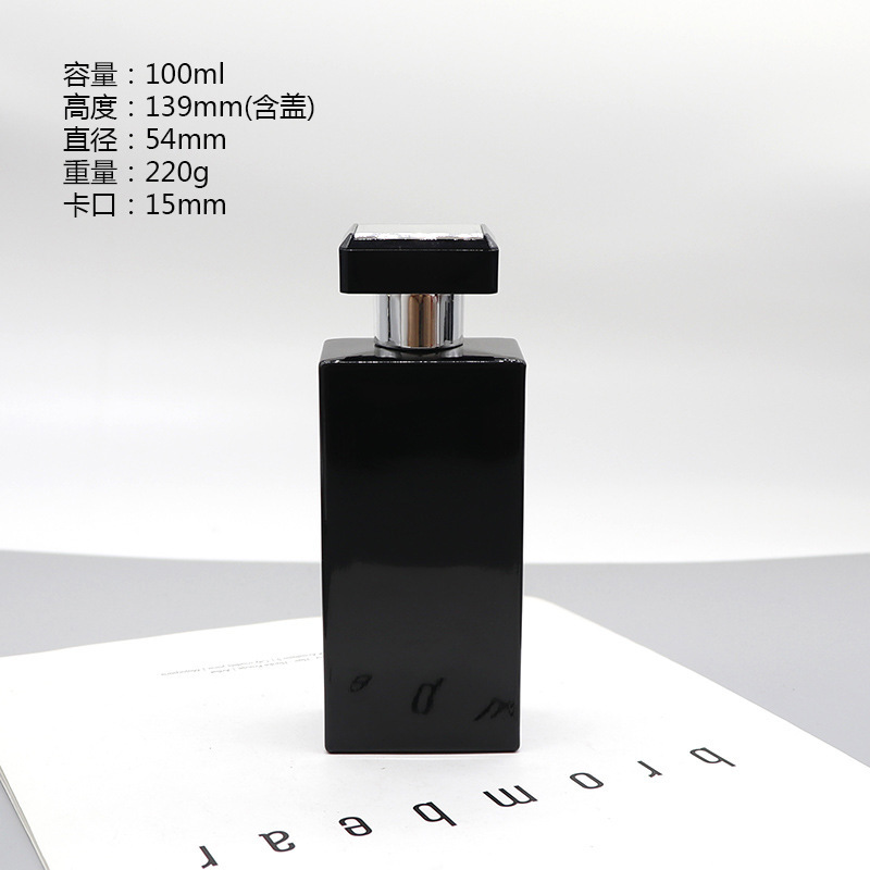 Botella de perfumes de bayonet negra mate botella de pulverización de presión cuadrada botella de cosméticos muestra pequeña botella de embalaje de vidrio botella vacía en stock