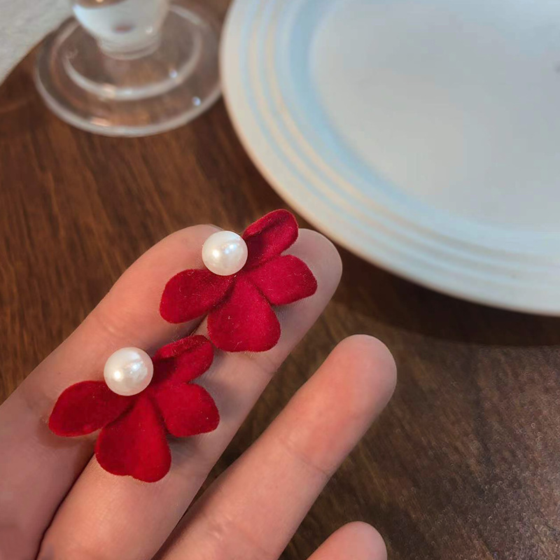 15g Weight Earrings Event & Party Supplies Earrings Classification Retro Heart Shape Flower Bow Knot Imitation Pearl Flocking Women's Earrings 1 Pair