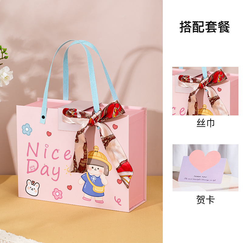 Переносной ящик; Розовая подарочная коробка Сакура + шелковый шарф + поздравительная открытка; Детская переносная коробка небольшого размера 18*13*6,5см.