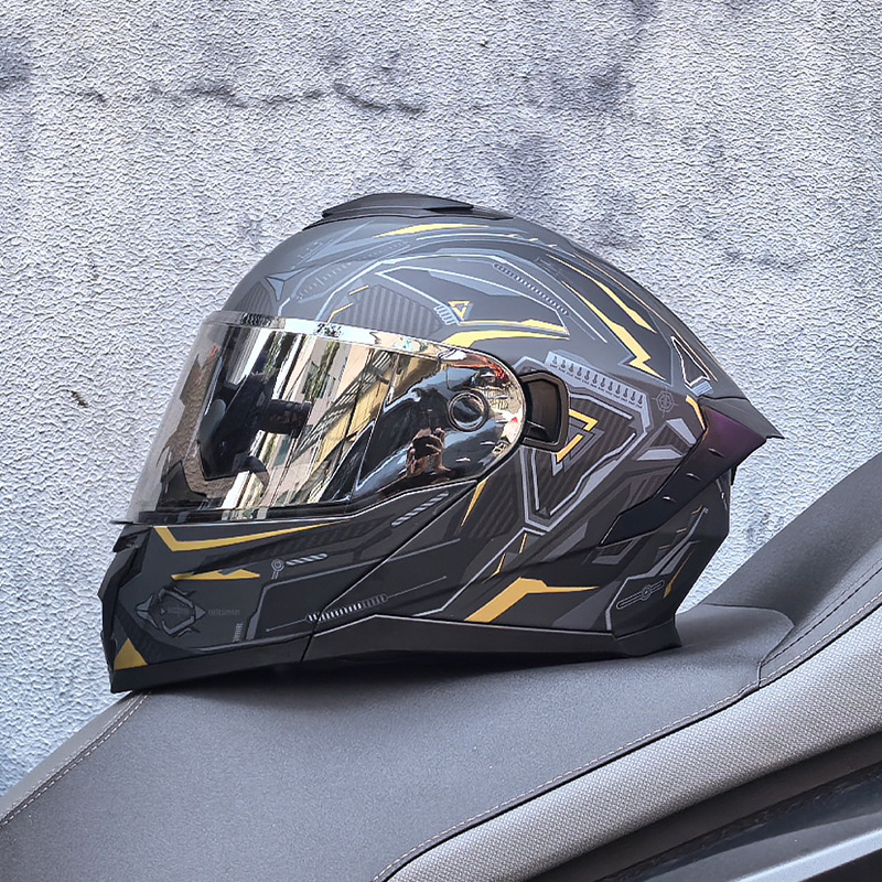 LVS3C certificado casco de motocicleta estándar nacional para hombres y mujeres casco de cara a cara casco de locomotora de verano seguridad general de cuatro estaciones