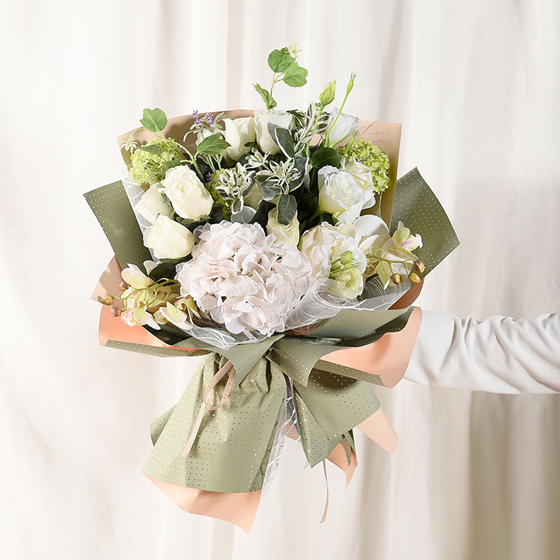 Huaxi Armani punto pequeño papel de embalaje de flores plástico de aluminio de aluminio OPP florista de alta calidad materiales de flor al por mayor
