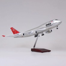 47cm��݆�ӎ�����֬���Ϸ����w�Cģ�Ͳ�����˾����������B747-400