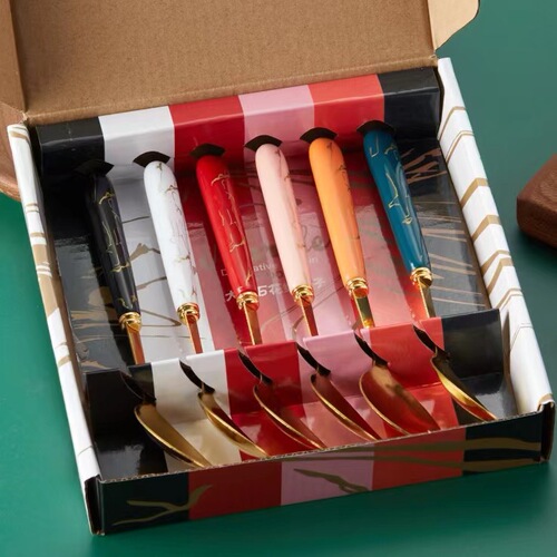 Manufacturer wholesale ins internet celebrity creative stainless steel spoon imitation ceramic handle household dessert soup rice spoon gift box set
