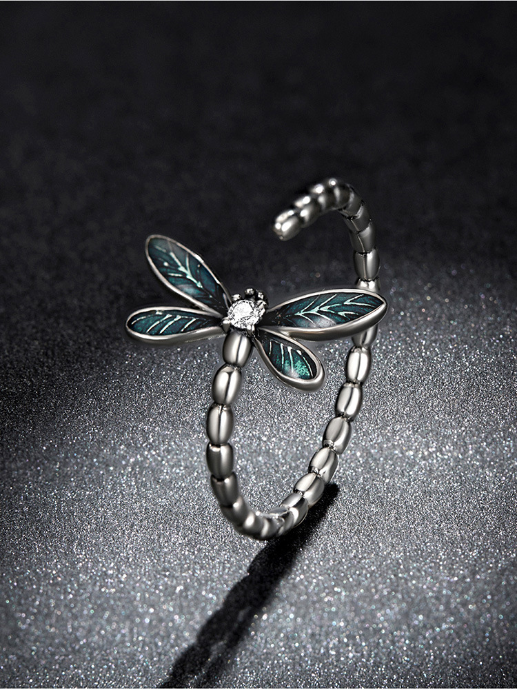 Beautiful Dragonfly Ring
