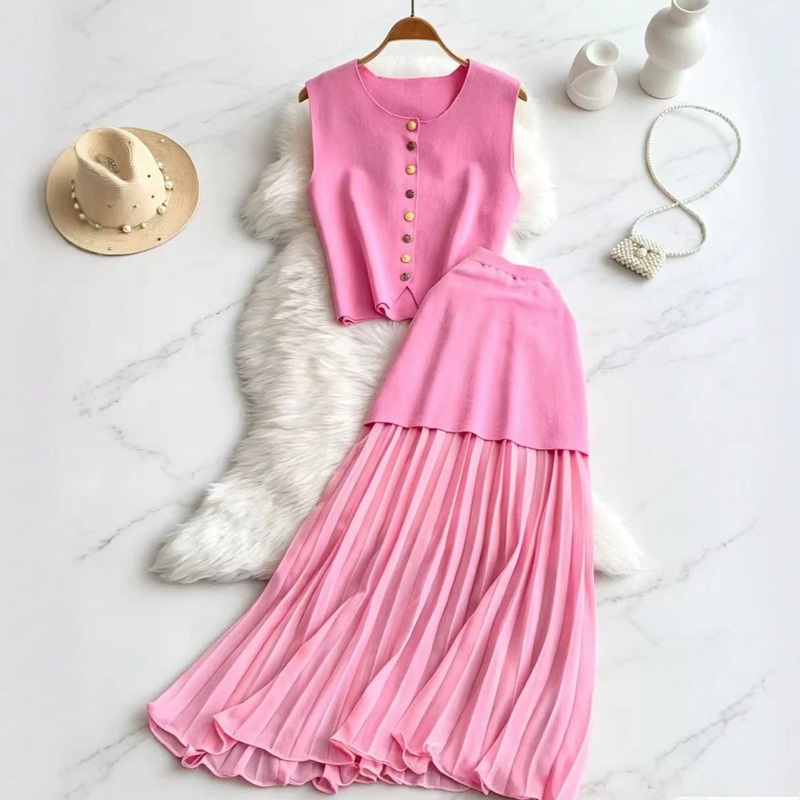 2026 European and American Foreign Trade New Design Metal Buckle Sleeveless Vest + High-Waisted Slim-Fit Pleated Patchwork Skirt Set