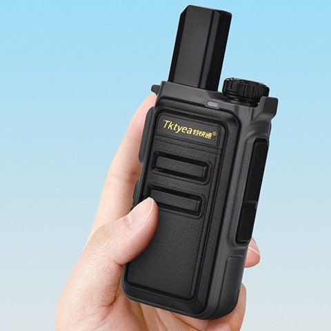 Venta al por mayor Express mini portátil YR-536 walkie-talkie TPC carga puerto pequeño ligero mini handstand