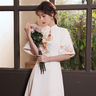 ���۾��Ʒ�����2026�¿��＾ӆ���B��ȹ�Y��Ů���x����ʽ��̷�