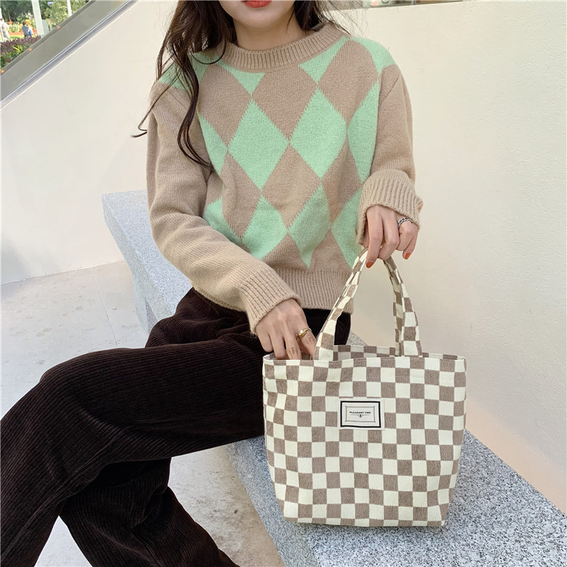 11261 Corduroy checkered hand-held bento Bag, ins Artistic Retro Mommy Bag, small carrying bag for going out, lunch box bag undefined