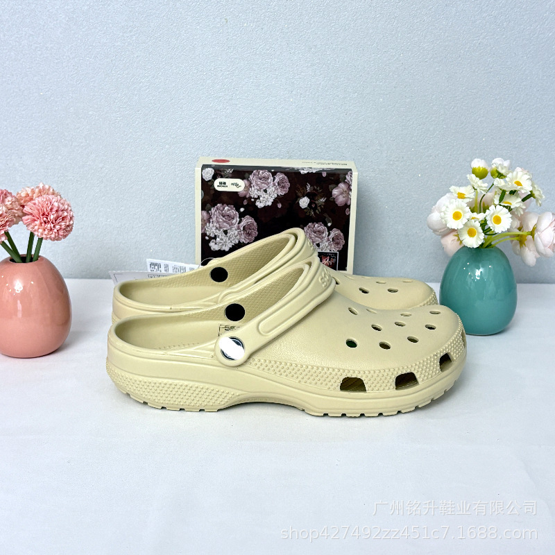 Croc Shoes Summer Outdoor Non-Slip Wear-Resistant Comfortable Breathable Men's Non-Slip Beach Sandals for Men and Women Factory Wholesale