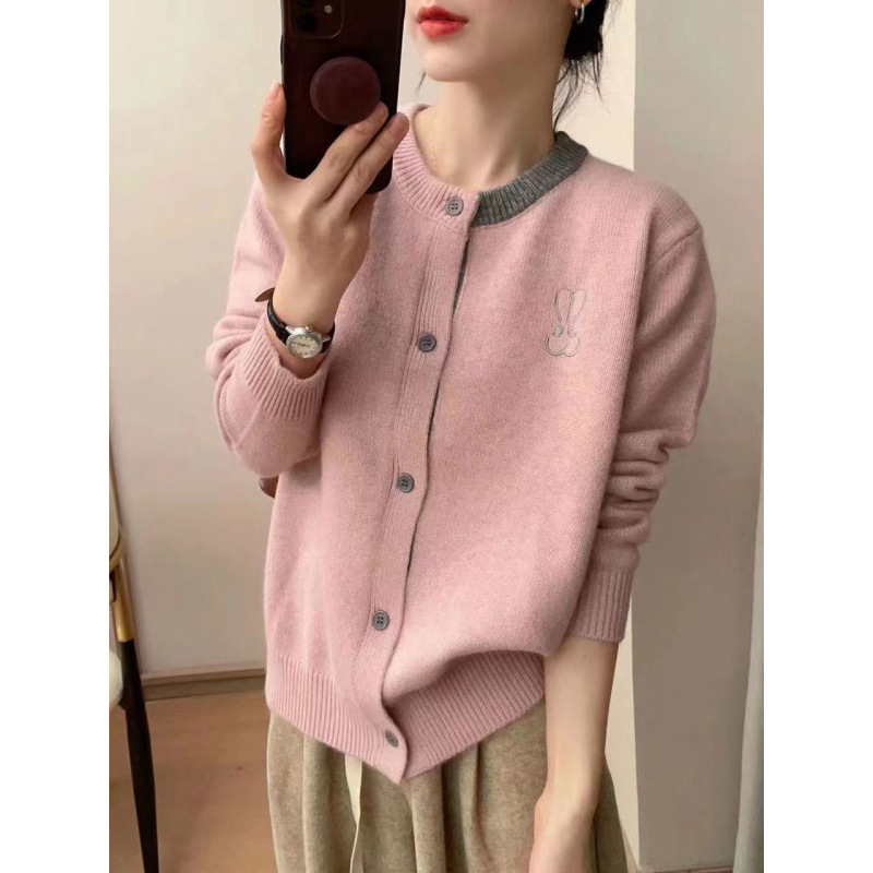 春秋新款拼色圆领100纯羊毛开衫女宽松撞色刺绣兔子毛衣外套