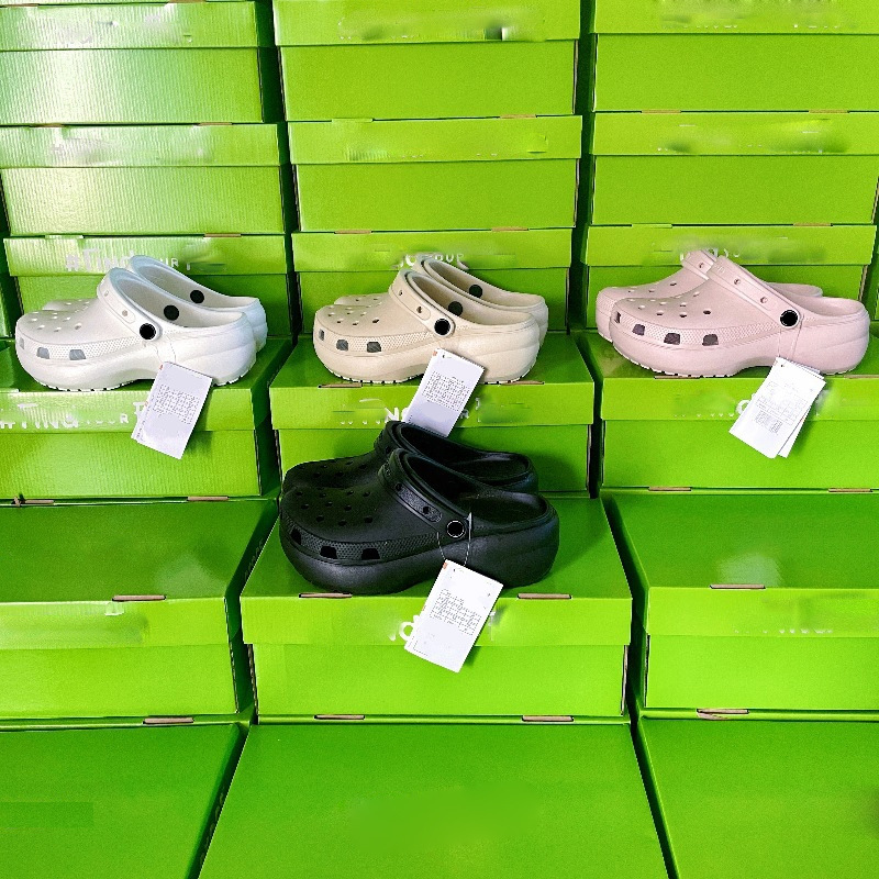 Cross Cloud Hole Zapatos para mujeres nuevos talón medio grueso para aumentar la altura de la estrella de la playa (fábrica de una cosa)