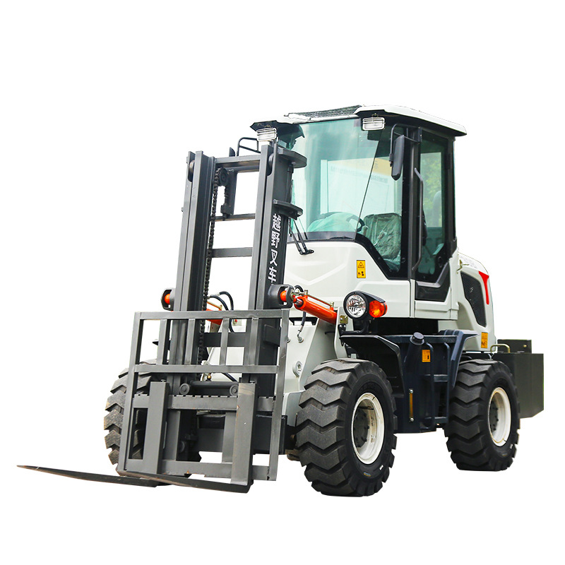 Carretilla elevadora todoterreno con tracción en las cuatro ruedas pequeña carretilla elevadora diesel integrada multifuncional que levanta la carretilla elevadora hidráulica del sitio
